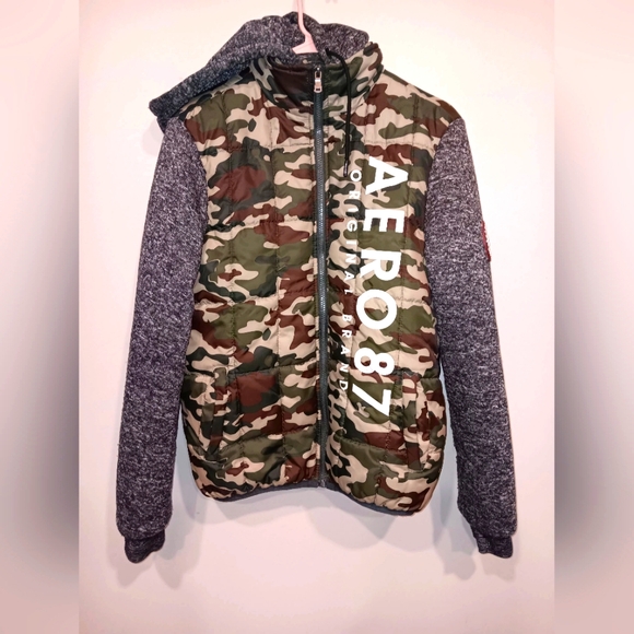 Aeropostale Other - Aeropostale Camouflage Jacket with Gray Sleeves
